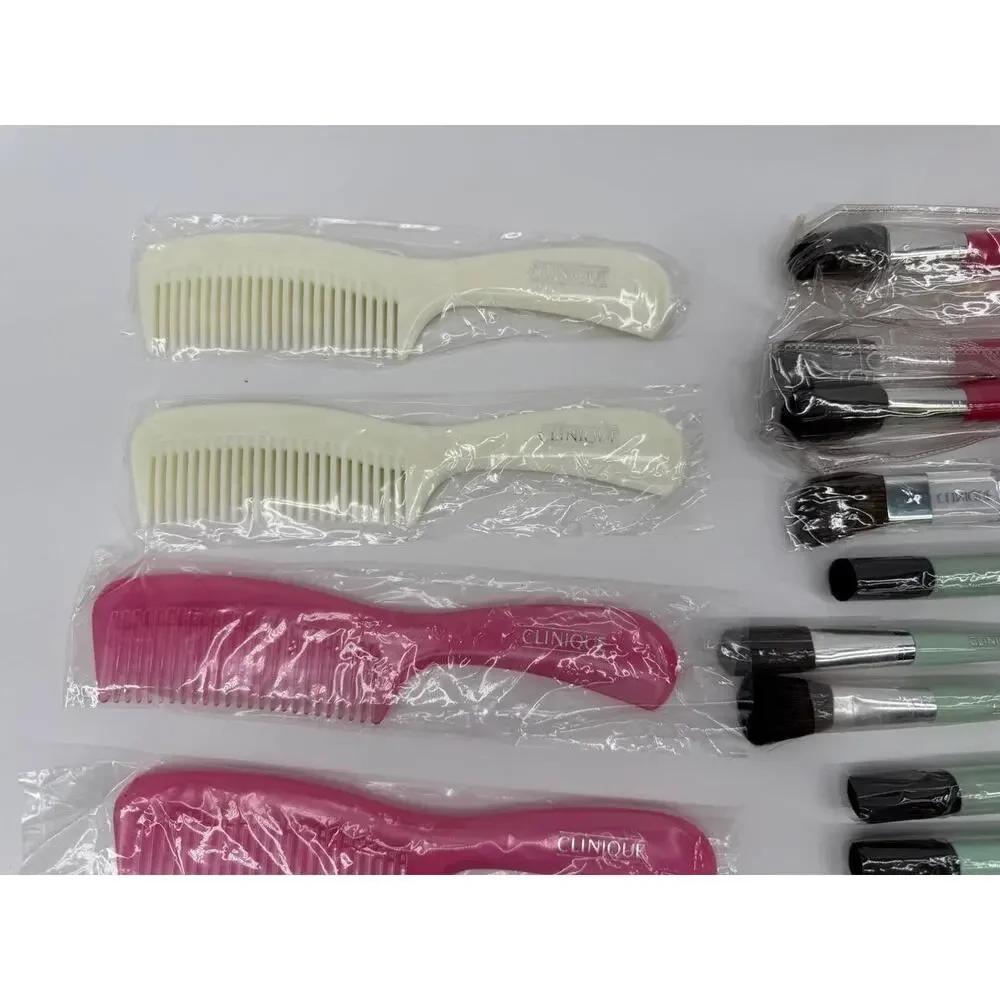 Clinique Beauty Accessory Set 46 New Brushes Mirrors Combs Tools Lot Kit 1,80 lb